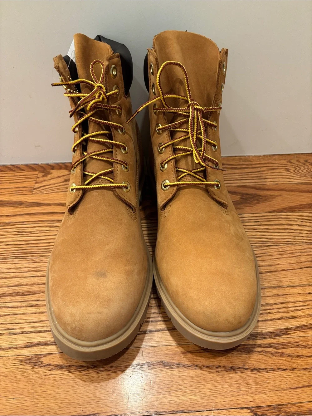Timberland 6-Inch Waterproof Boots – Men’s Size 11– New